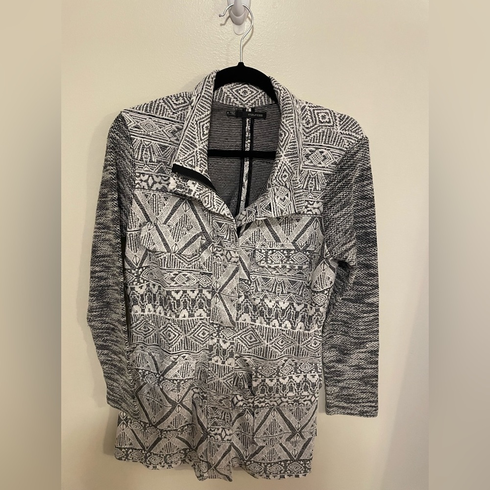 Aztec print light jacket